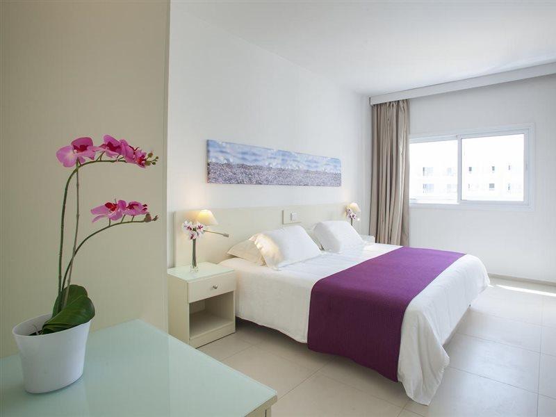 Mayfair Gardens Пафос Экстерьер фото