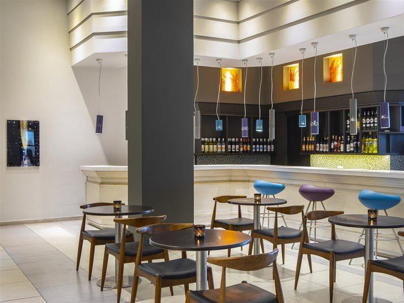 Mayfair Gardens Пафос Экстерьер фото