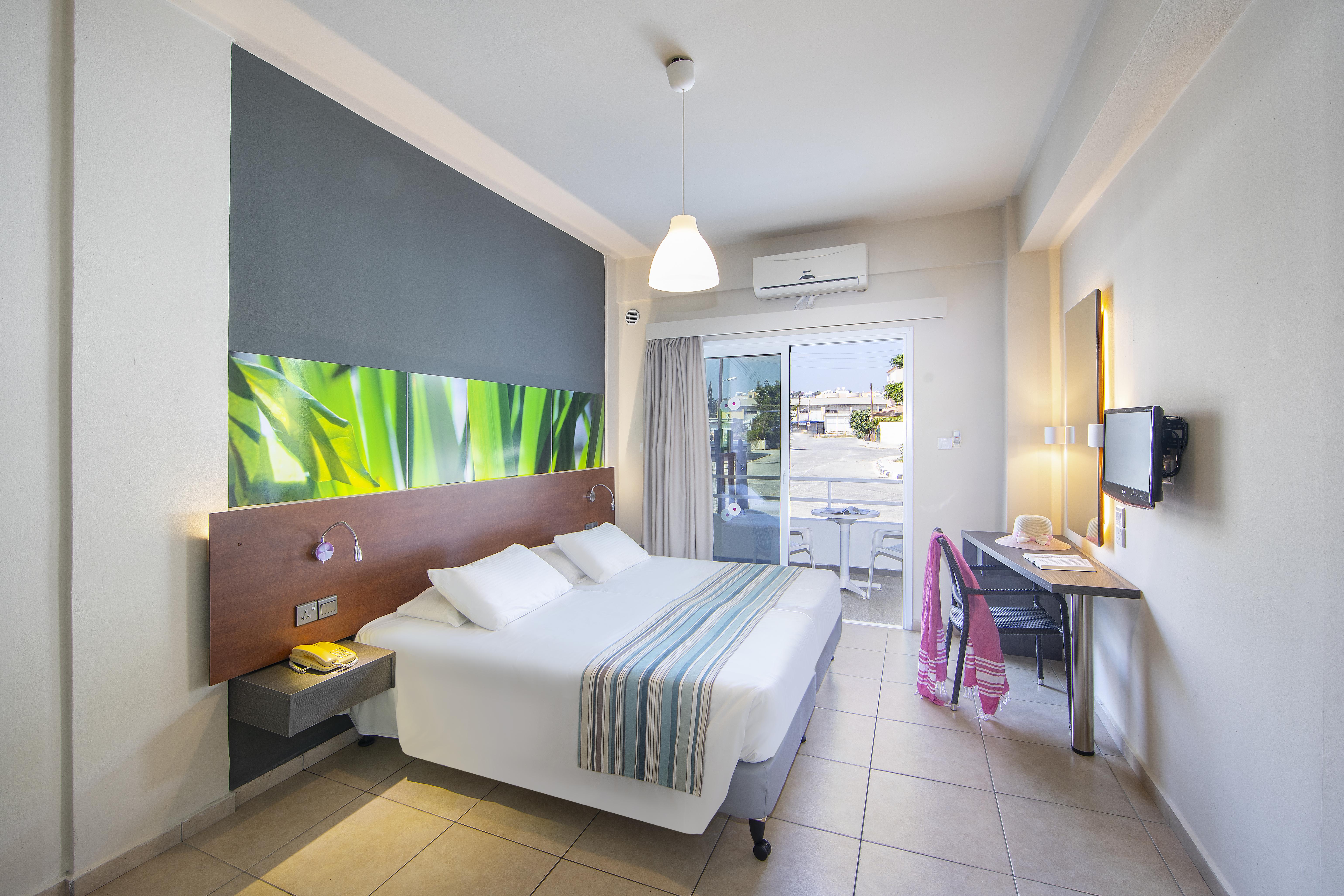 Mayfair Gardens Пафос Экстерьер фото