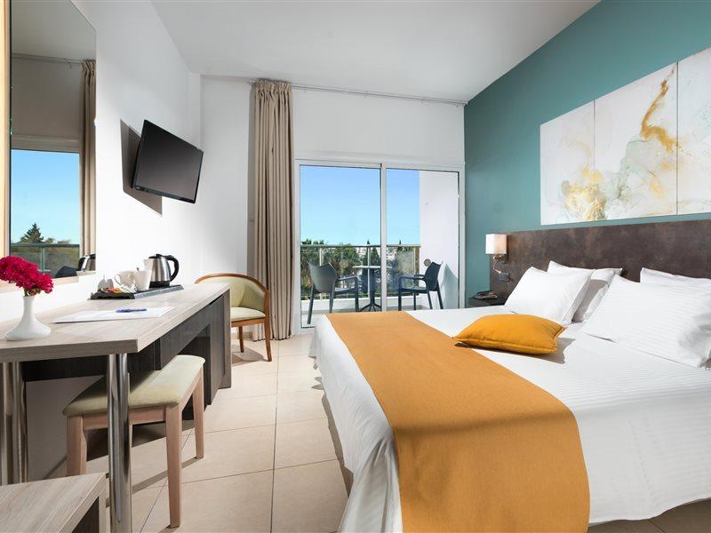 Mayfair Gardens Пафос Экстерьер фото