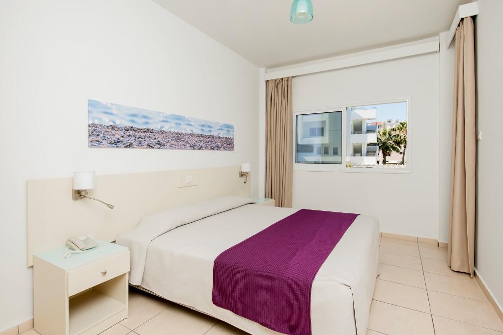 Mayfair Gardens Пафос Экстерьер фото